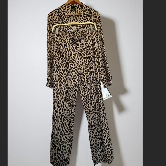 NWT Kate Spade Leopard Print PJ set Super soft - Picture 2 of 8